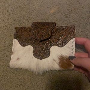 EUC Super cute cowhide wallet